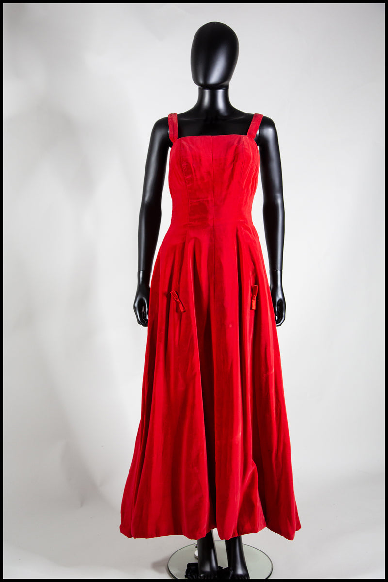 Vintage 1950s Red Velvet Ballgown Dress – ALEXANDRAKING
