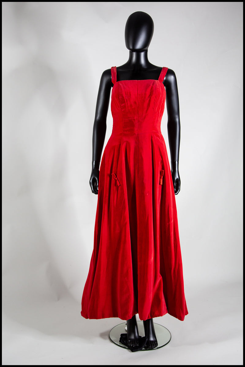 Vintage 1950s Red Velvet Ballgown Dress – ALEXANDRAKING