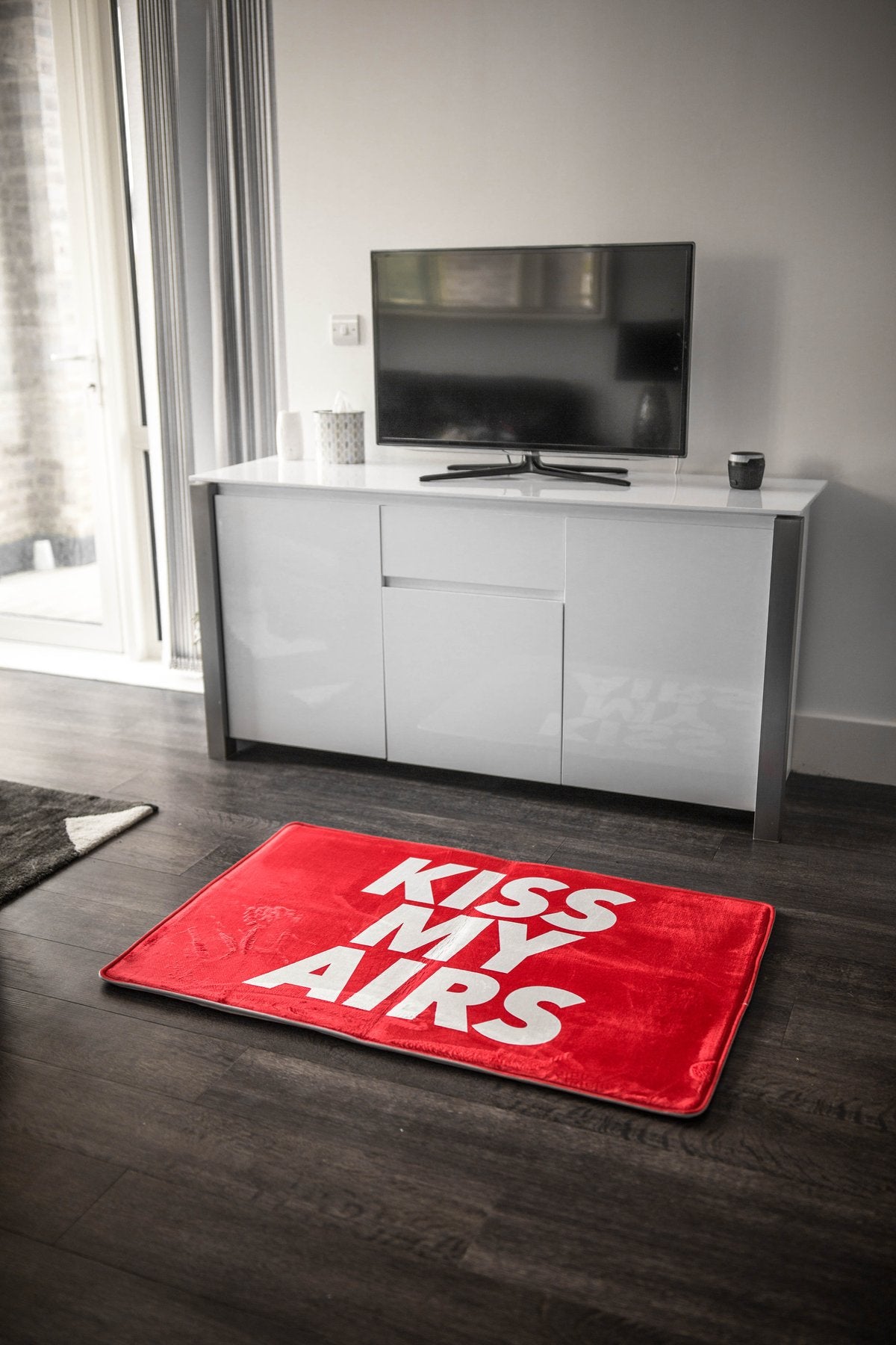 kiss my airs rug