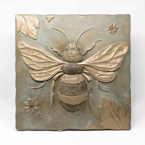 Bee by Taurus Artworld