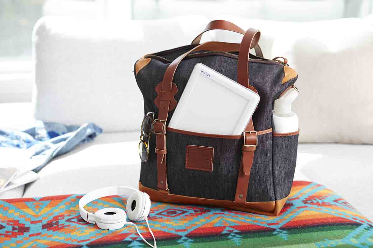 travel bag with happylight