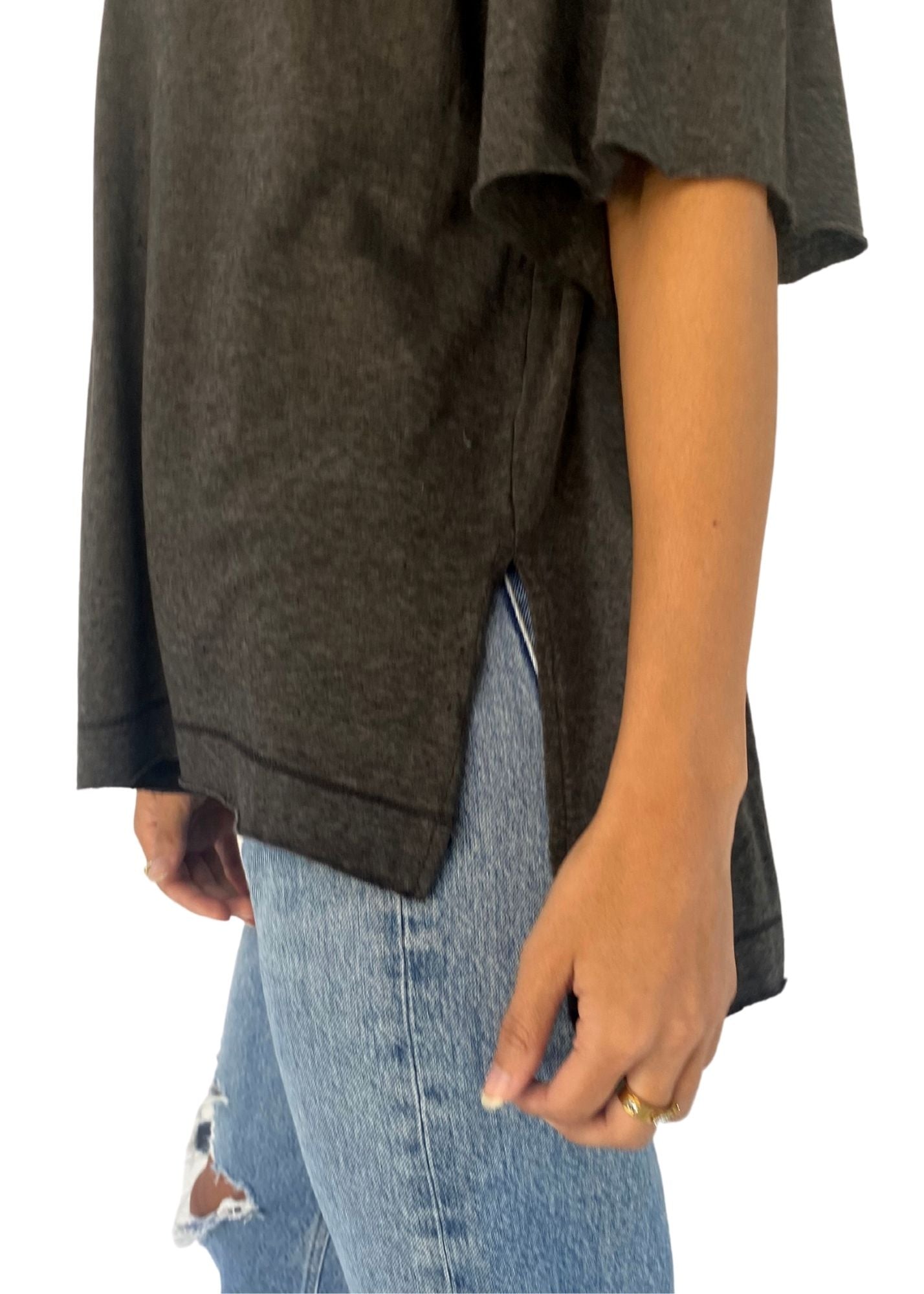 PROJECT SOCIAL T | Ari Grinded Tunic Tee in Distressed Black