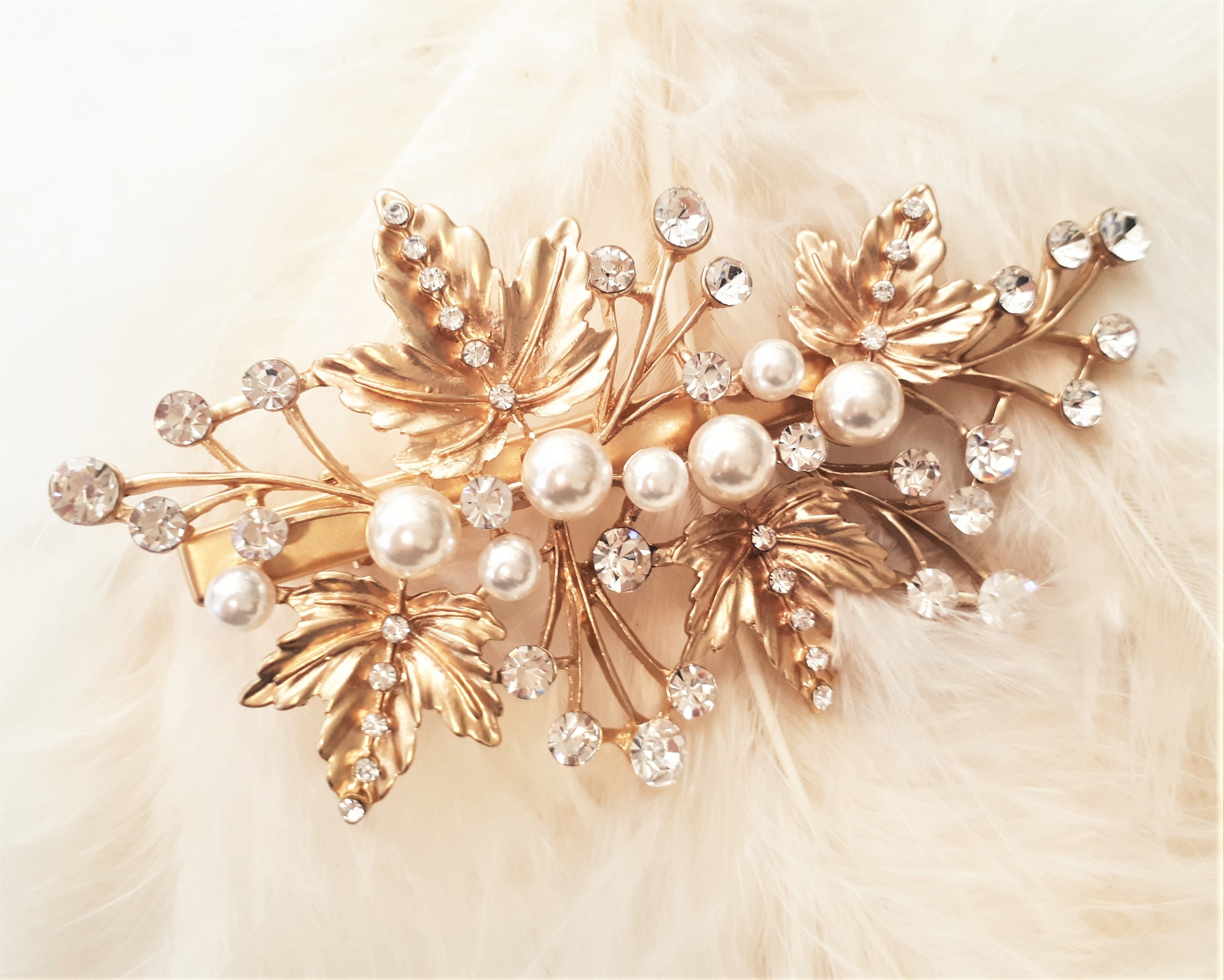 pearl and diamante hair clip