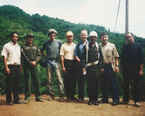 Hemi with Vincent Pardieu, Ted Themelis and Co in Phakam in 2004