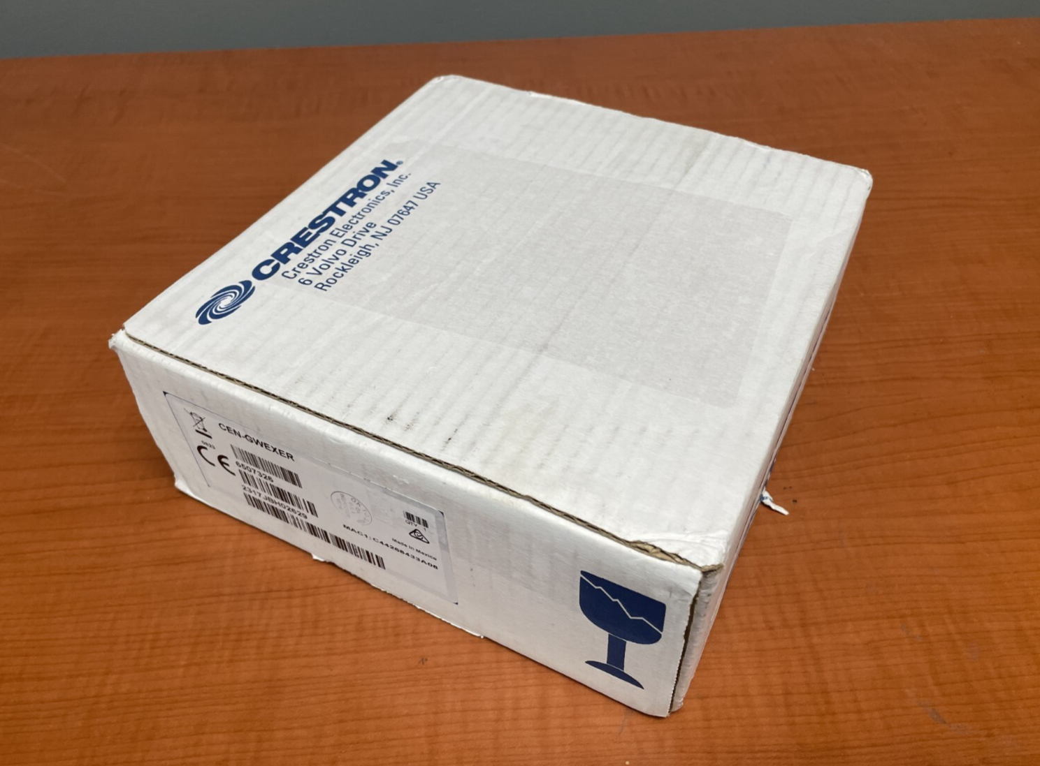 Crestron CEN-GWEXER infiNET EX Network and ER Wireless Gateway 6507326