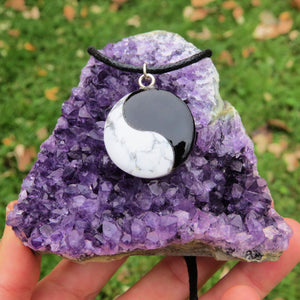 Crystal Yin Yang Necklace W Howlite Onyx Healing Stones Crystalline Dream