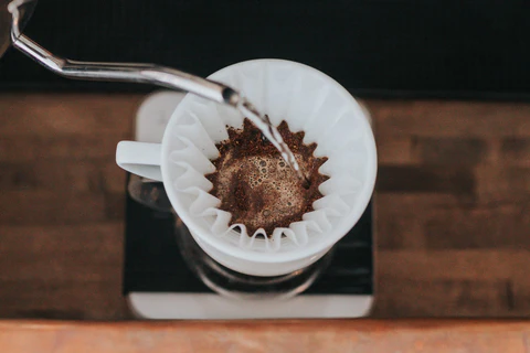 Hario V60 pouring on scale