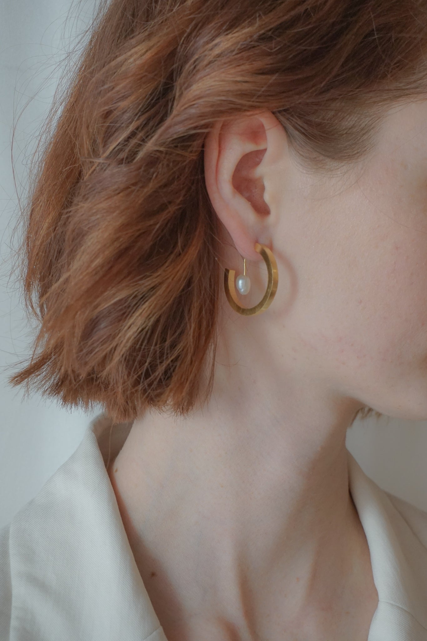 jacket hoop earrings goldplated with freshwater pearl