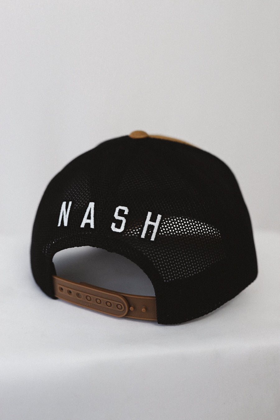 Slim Can Cooler [Black] – The Nash Collection