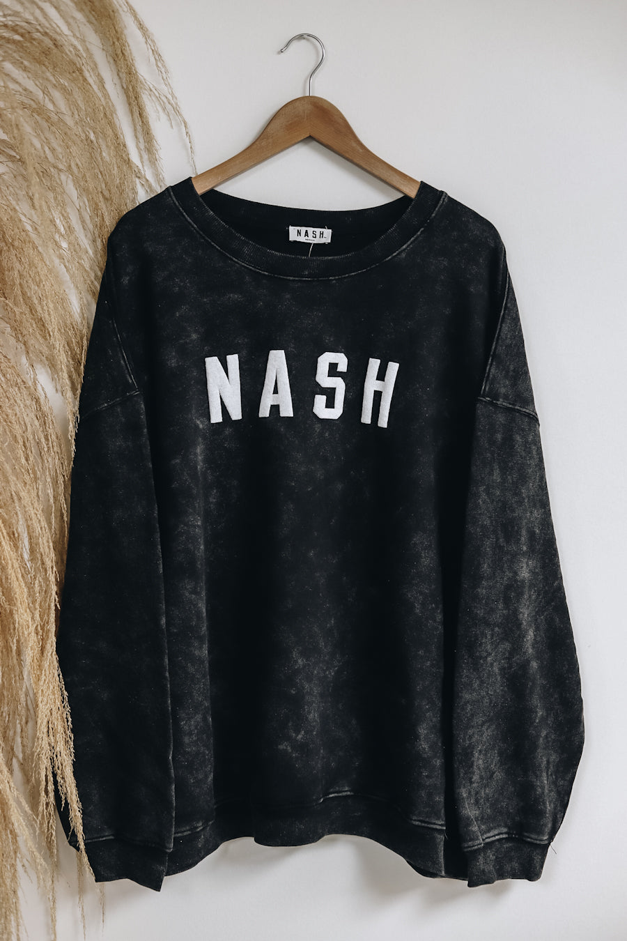 Ally Oversize Mineral Wash Pullover [Black]