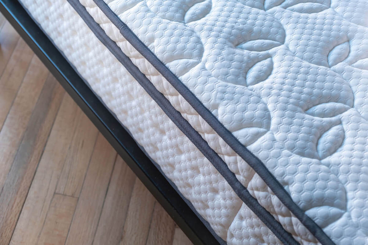 a clean bed mattress protector