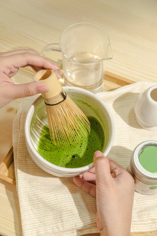 matcha green tea powder bamboo whisk