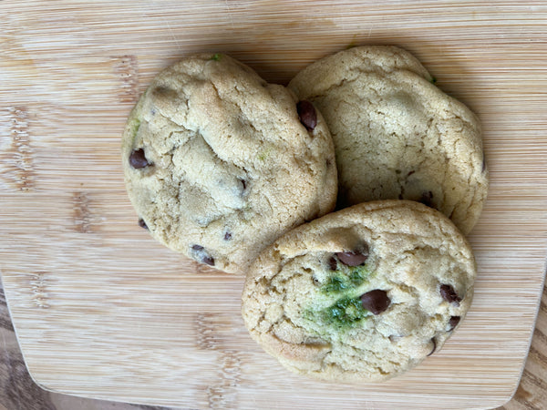 super stuffed chocolate chip cookie matcha center