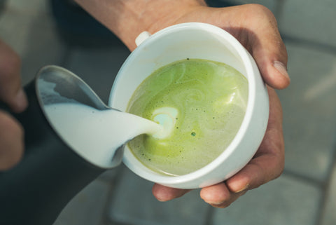 Drinking three to five cups of matcha is good at naturally regulating cholesterol levels