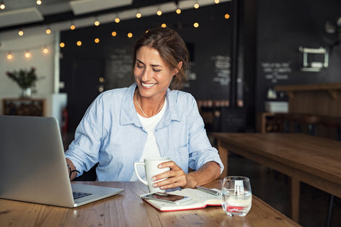 Drinking 2-3 cups of green tea can help you stay relaxed yet alert - a perfect combination for work productivity!