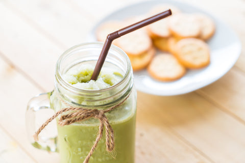 Chocolate Matcha Smoothie with chocolate matcha powder | Protein Packed Breakfast & Post-Gym Smoothie