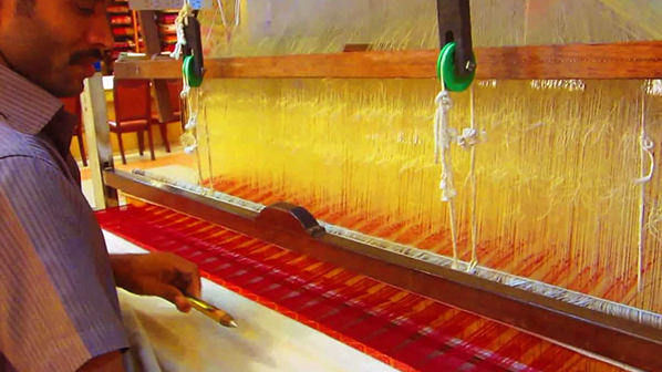 saree weaving in handloom