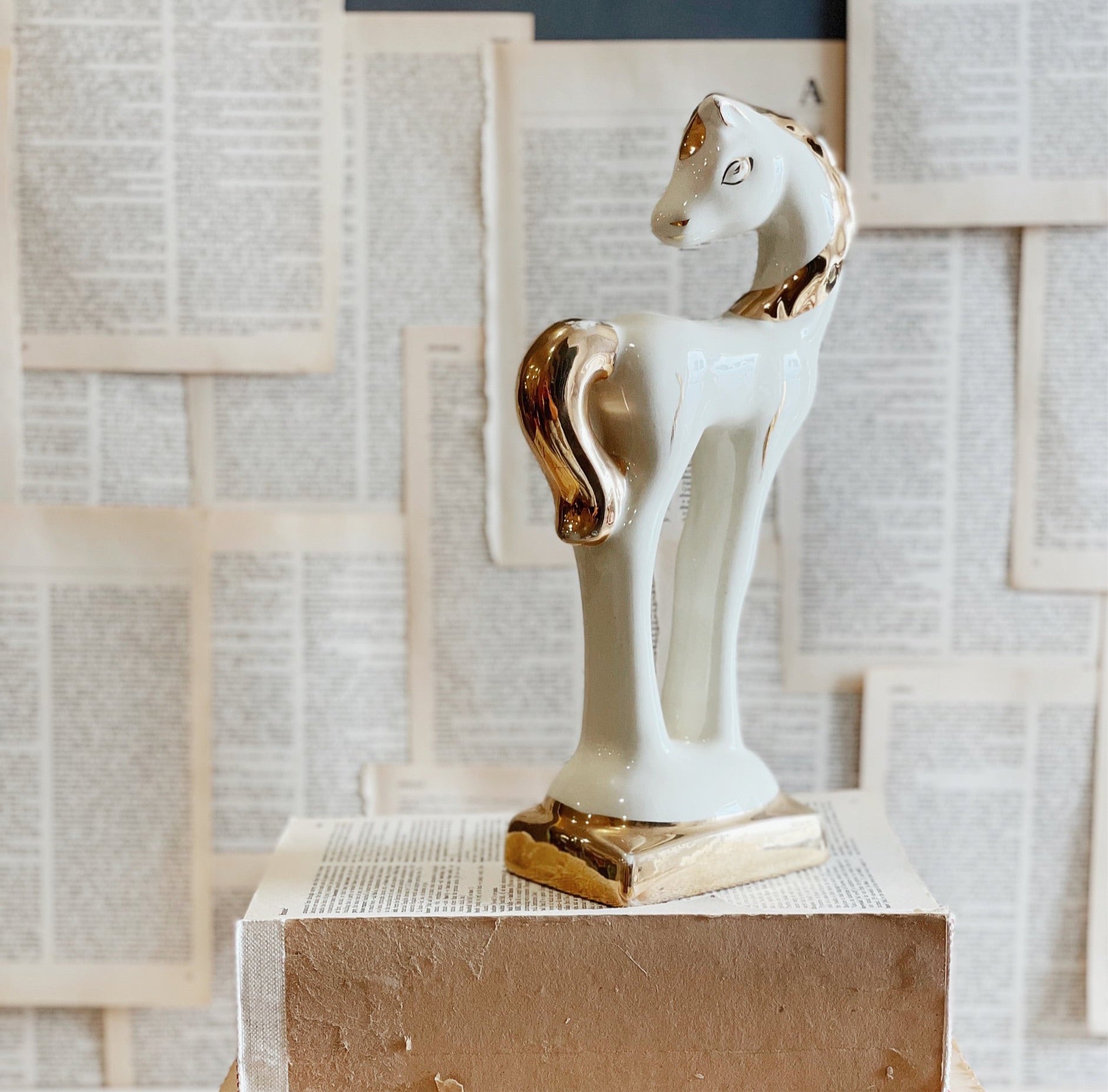 Vintage Art Deco Horse // White and Gold – Reverie & Rule