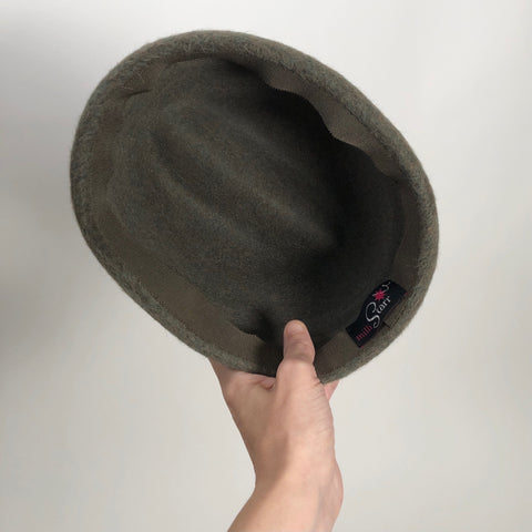 Interior of blocked hat 