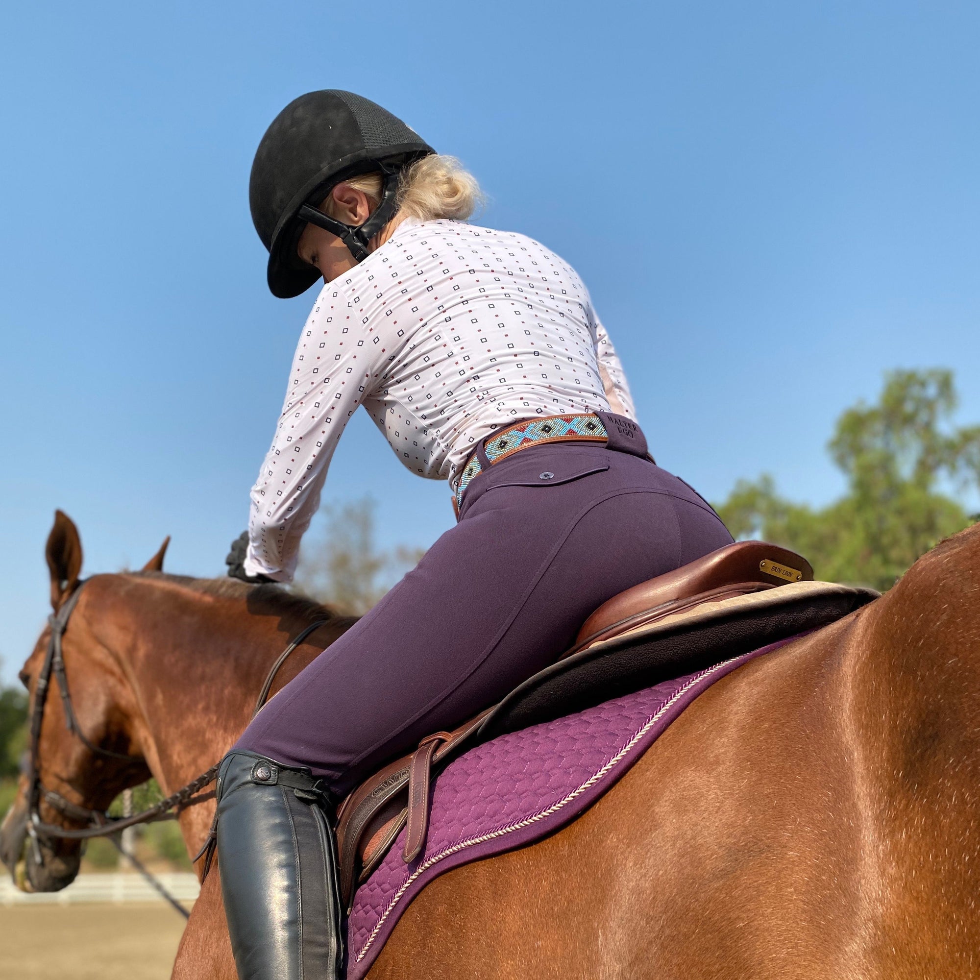 NWT Goode Rider Chocolate Equestrian Jean Knee Patch Breech-24R-Vintage Wash