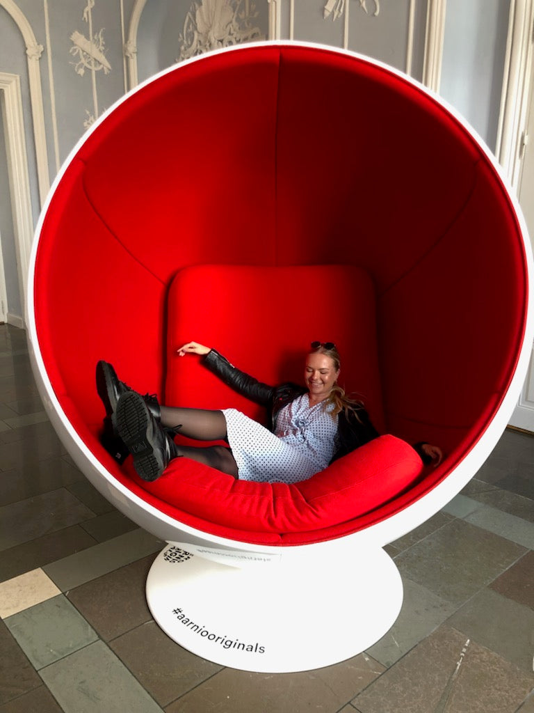 The Giant Ball Chair - Eero Aarnio Originals