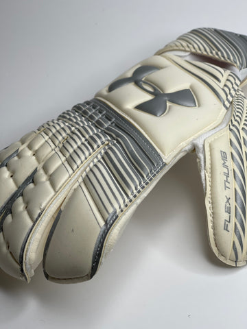 under armour magnetico goalkeeper gloves