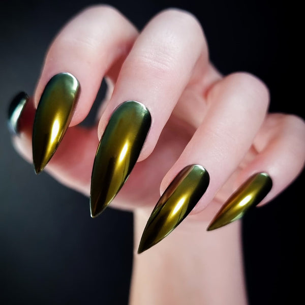 Green Chrome Nails | Stylish nails, Green nails, Gel nails