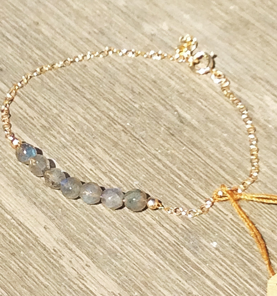 Labradorite Gold Filled Bracelet – MAC Jewelry