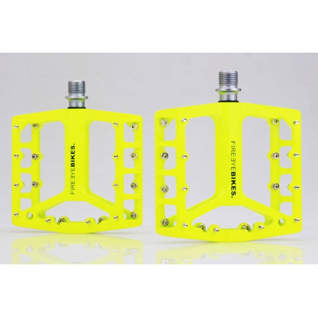 yellow pedals mtb