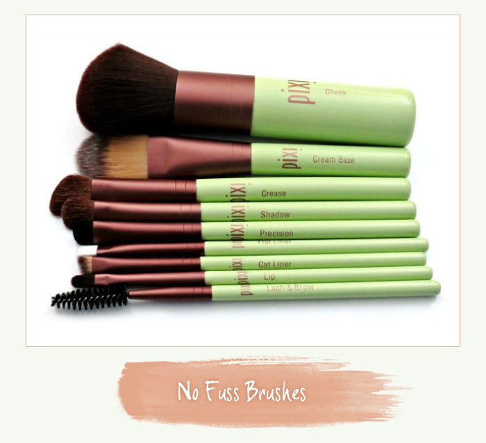 Pixi by Petra Flat Liner Brush