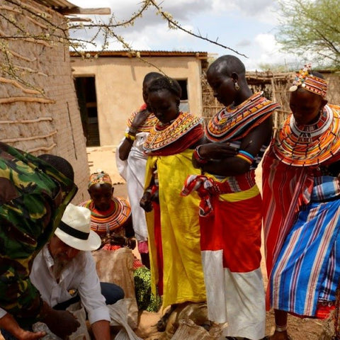 Samburu women bring their resins to market