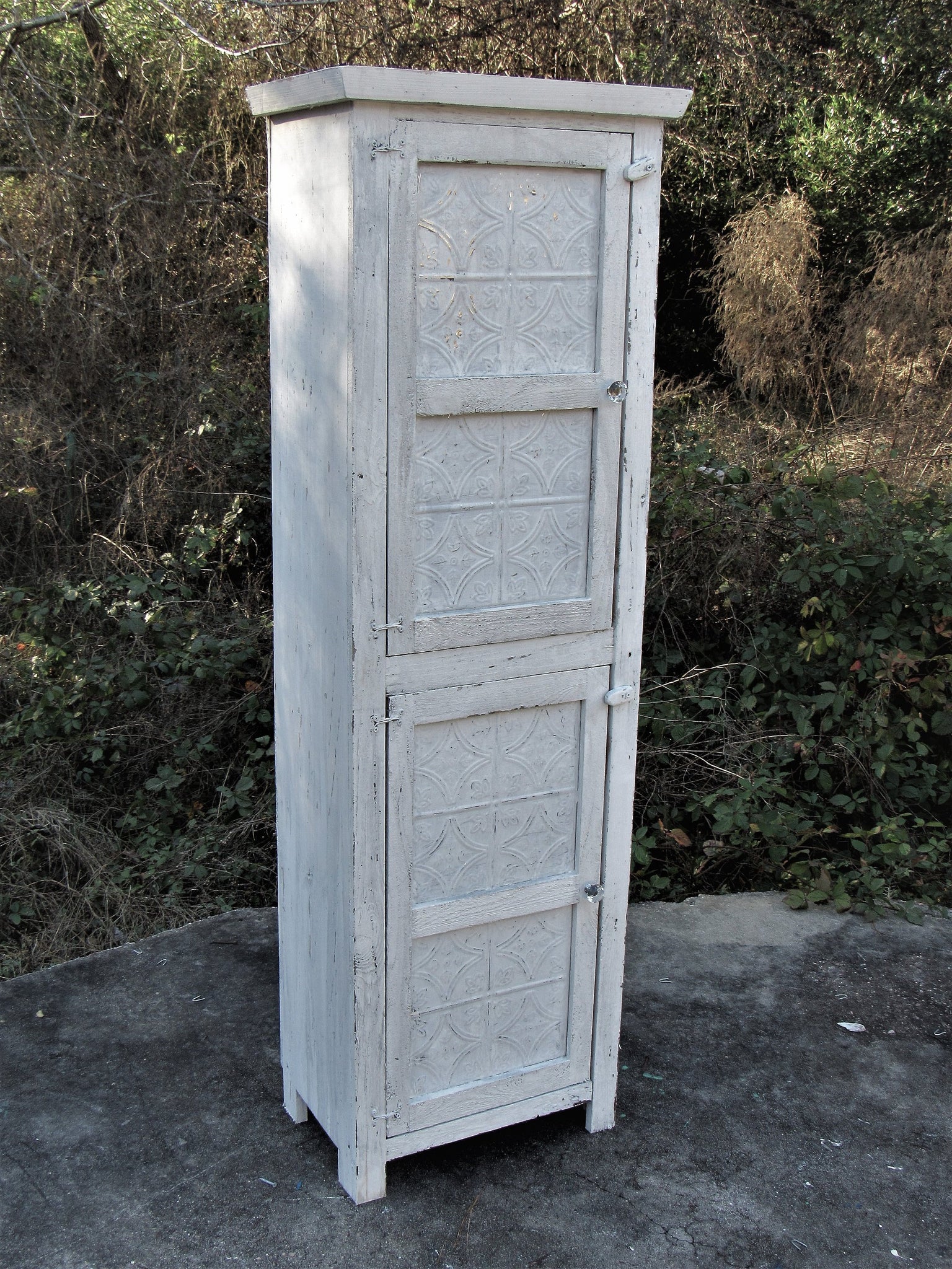 Shabby Chic Style Spice Cabinet Bathroom Towel Cabinet