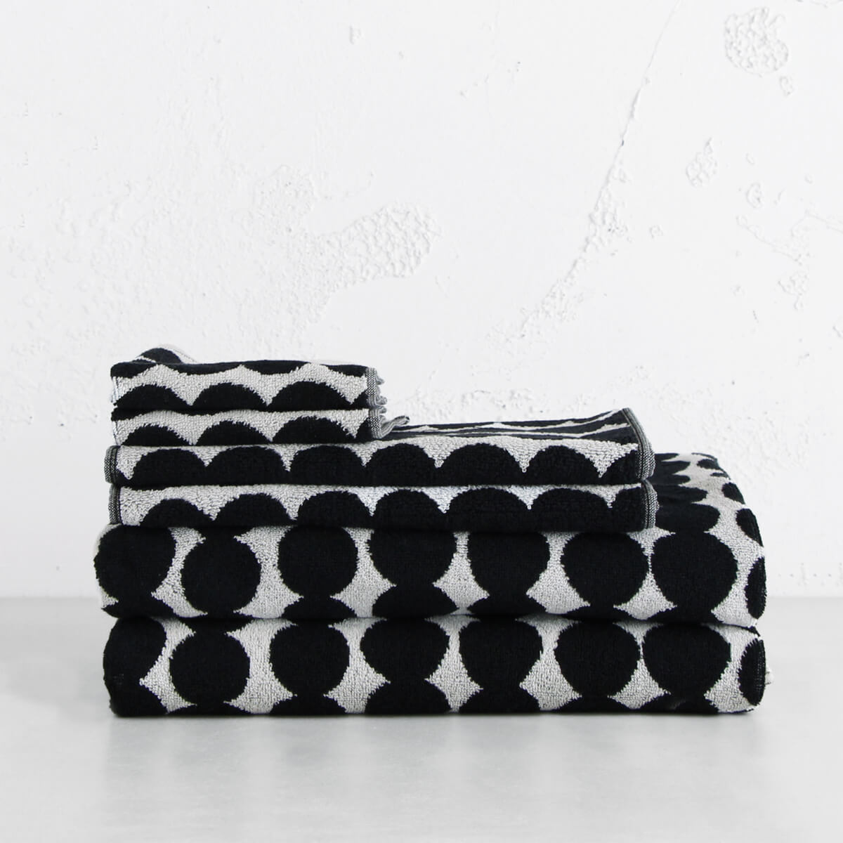 black & white bath towels