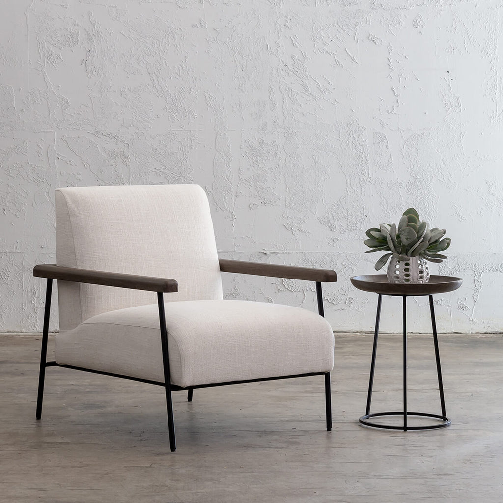 armchair minimal