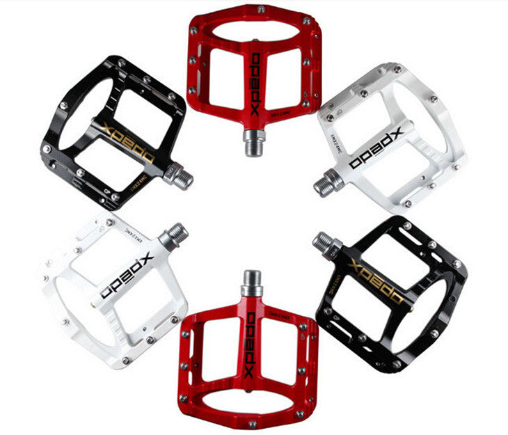 white bike pedals