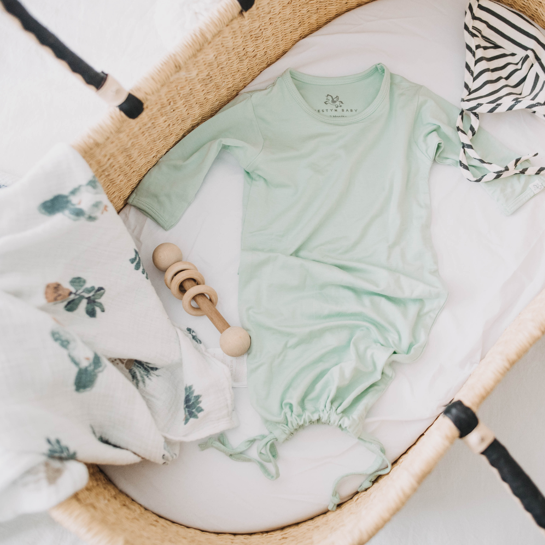 sleeping gowns for newborns