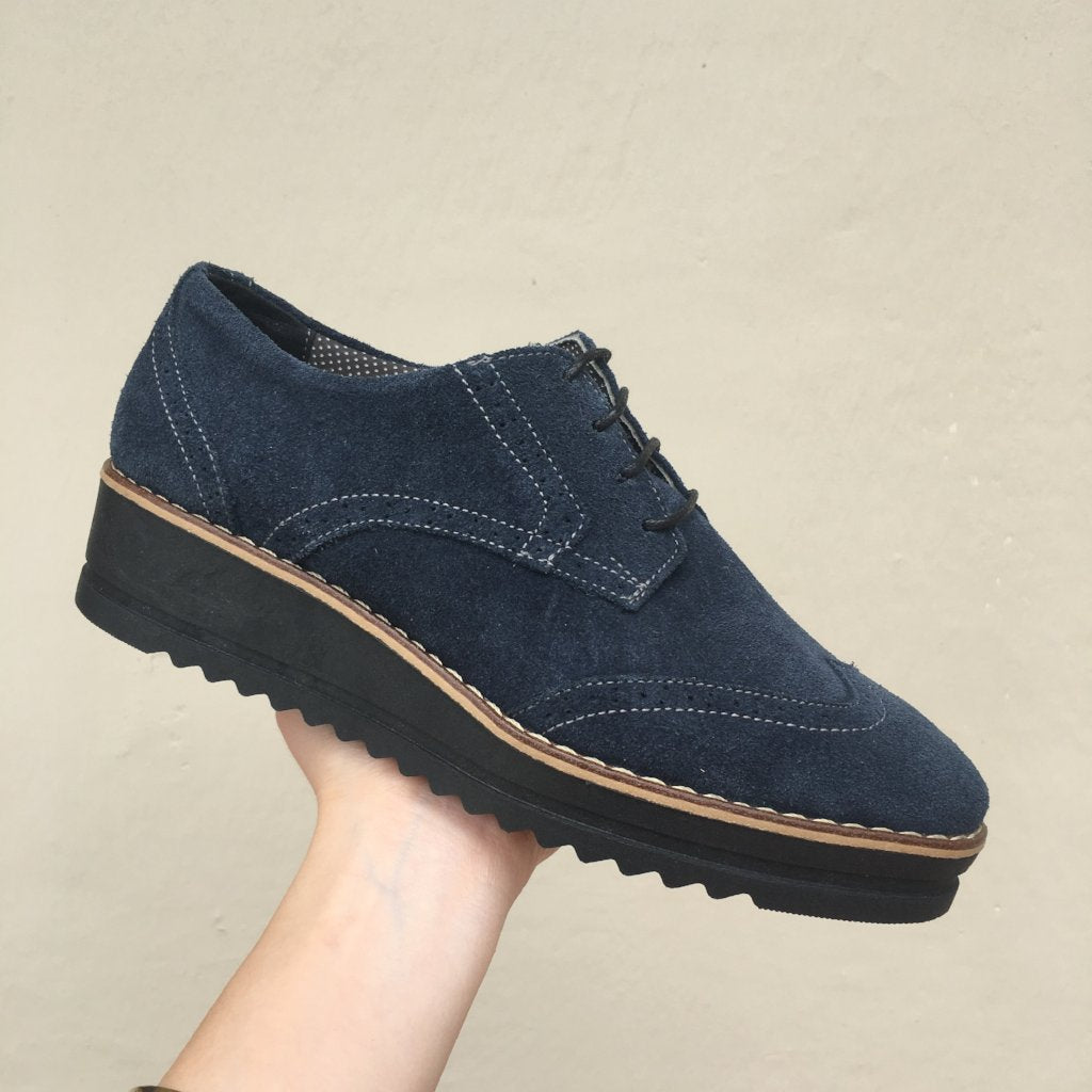 Zapatos oxford de gamuza para mujer con piso negro – D'Cuero