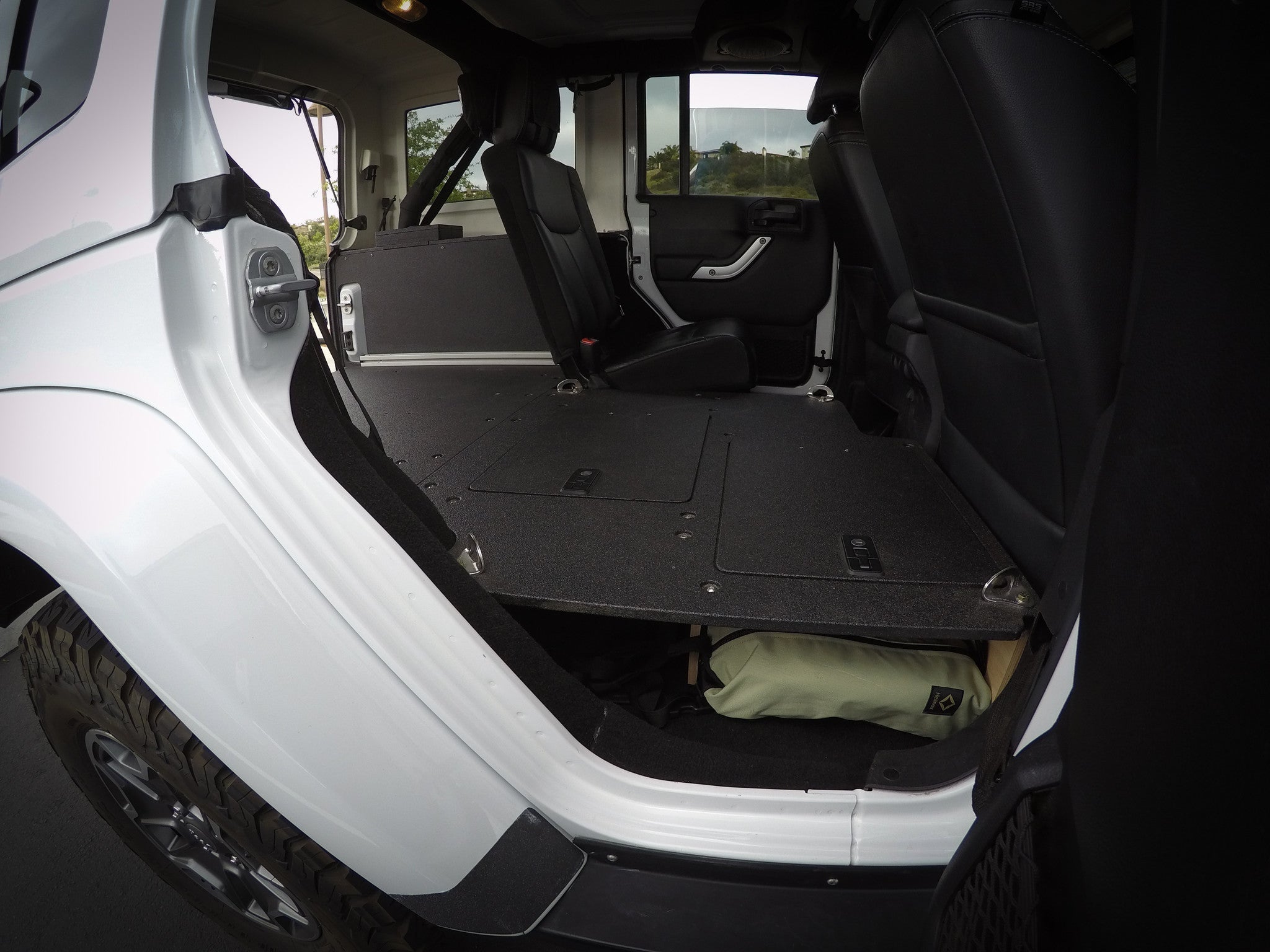 Jeep Wrangler 2007-2018 JKU 4 Door - Second Row Seat Delete Plate Syst — CB  Adventure Supply