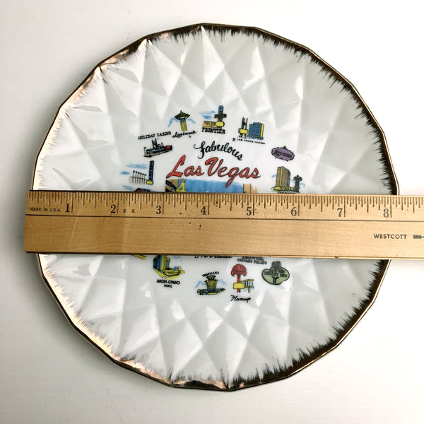Fabulous Las Vegas souvenir plate - casinos of the past - pre 1990s vintage - NextStage Vintage