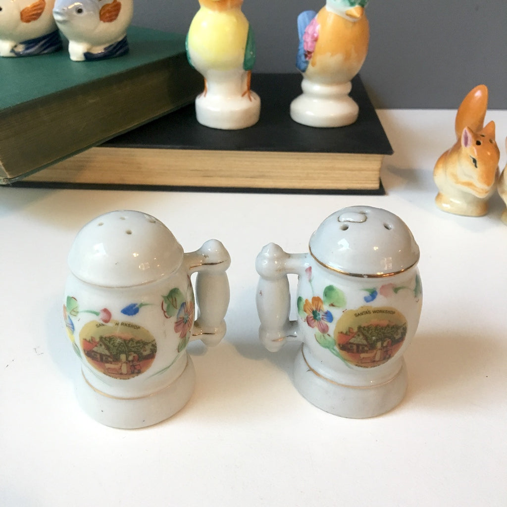 Vintage Japan Salt Pepper Shakers Cats Made In Japan Porcelain Kitschy Ebay