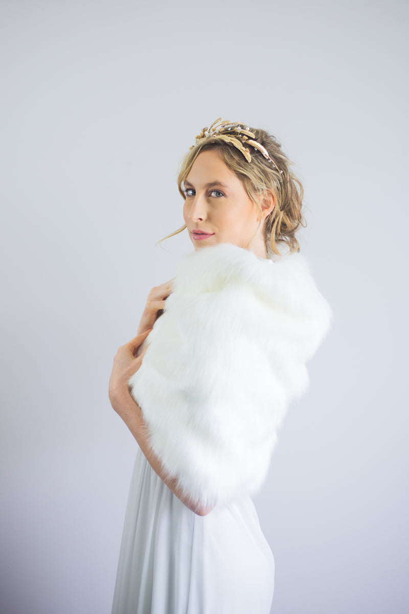 Ivory / White Fur Shawl (Butterfly Ivy03) – Sissily Designs