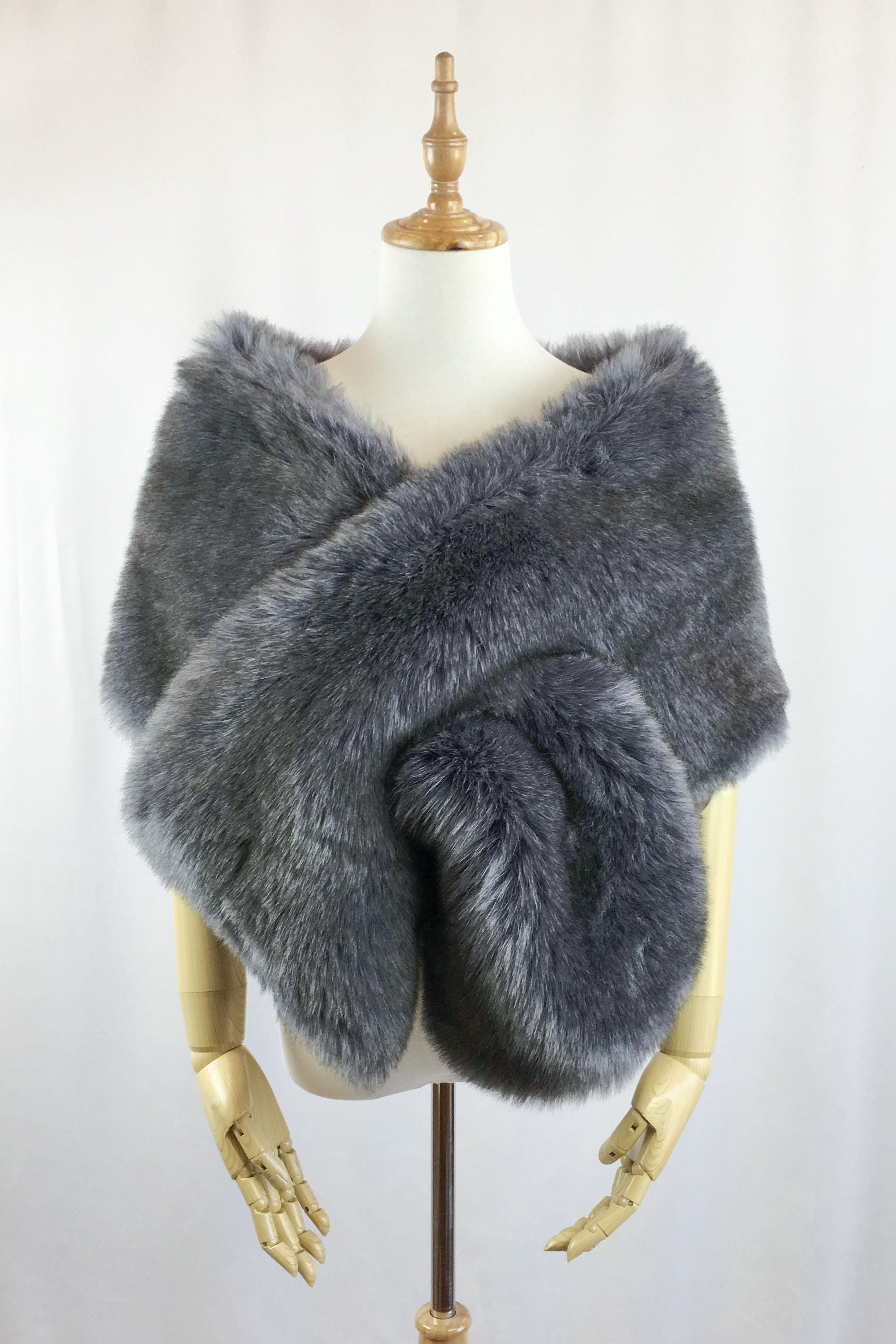 Dark Blue / Gray Faux Fur Shawl (Lilian DGry01) – Sissily Designs