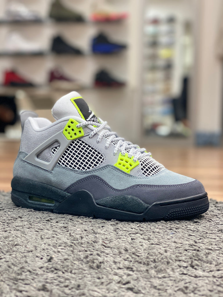 neon jordan 4