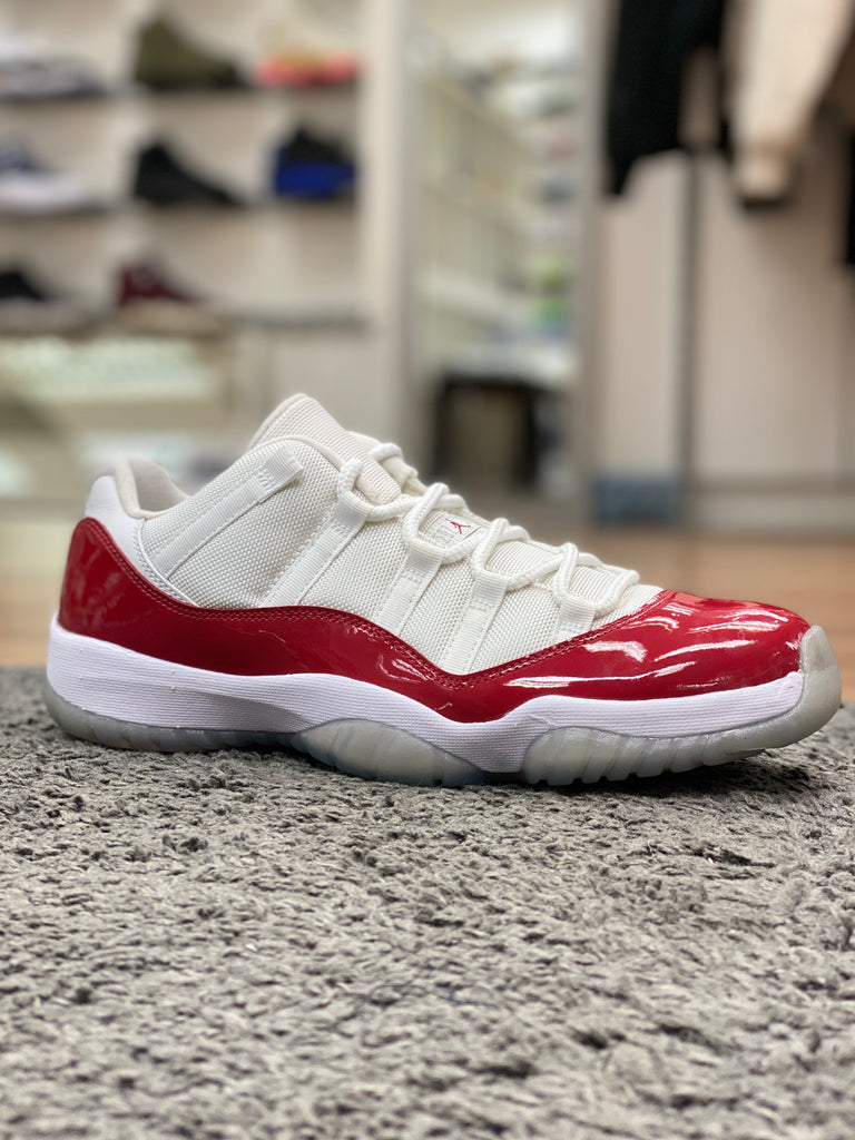 retail jordan 11 low