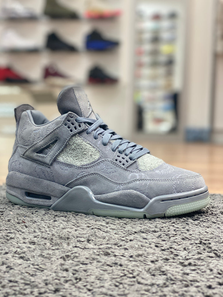 terrorista Impuestos Escupir KAWS x Nike Air Jordan 4 – Crep Select