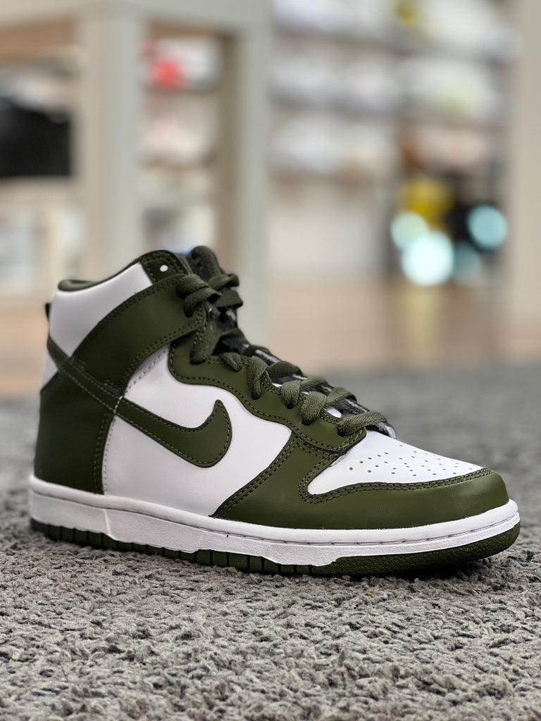 nike dunk khaki green