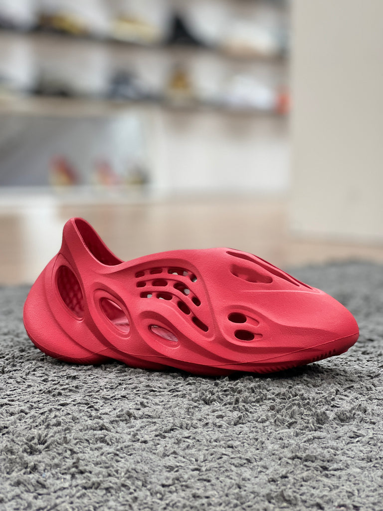 Yeezy Foam Runner Vermilion – Crep Select