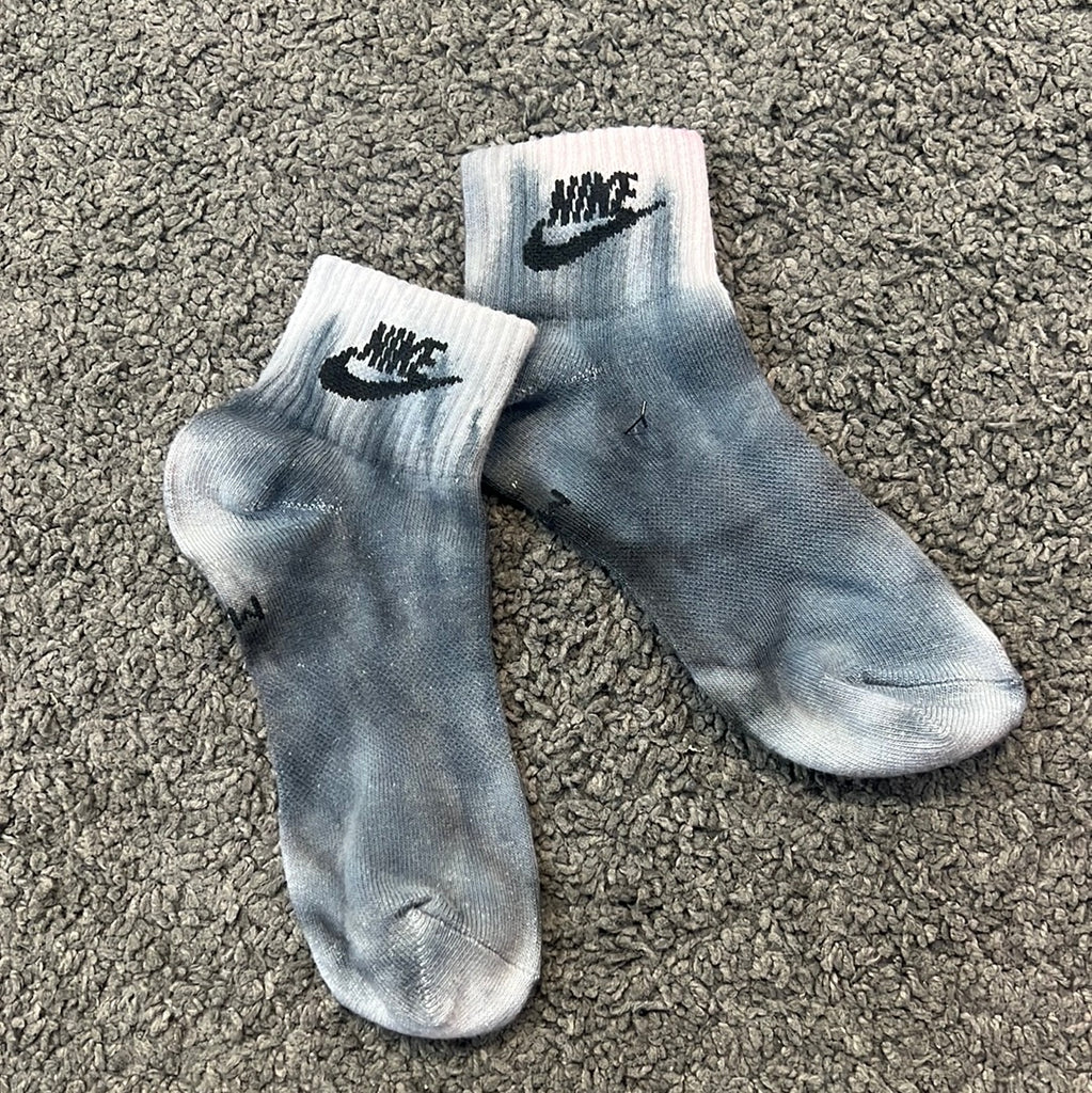 grey tie dye nike socks