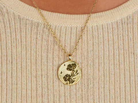 birth flower necklace