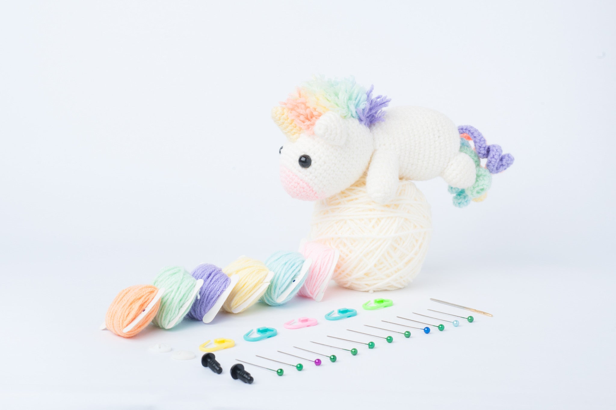 Tiny Rabbit Hole - Singapore Crochet Amigurumi Yarn Craft DIY Pattern and Material Kit